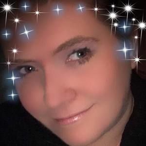 Meet your Posher, Leanne